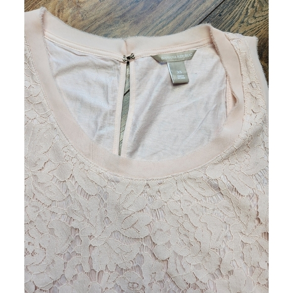 Banana Replublic lace pink blouse Size XS - Picture 2 of 5
